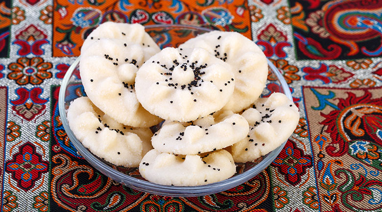 Yekta Persian Market - Persian Swets- NAn Berenji